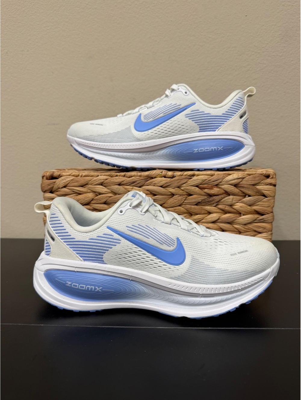 Size 6.5 - Nike Women’s Vomero 18 Extra Wide “White Royal Pulse”